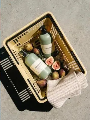 Exemplo de foto de produto em cena gerada com IA
