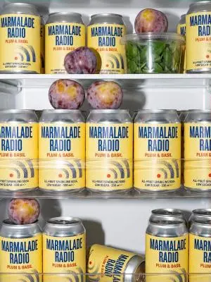 Exemplo de foto de produto em cena gerada com IA